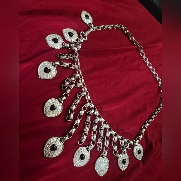 Vintage silver heart belt with black stones - Picture 2 of 6